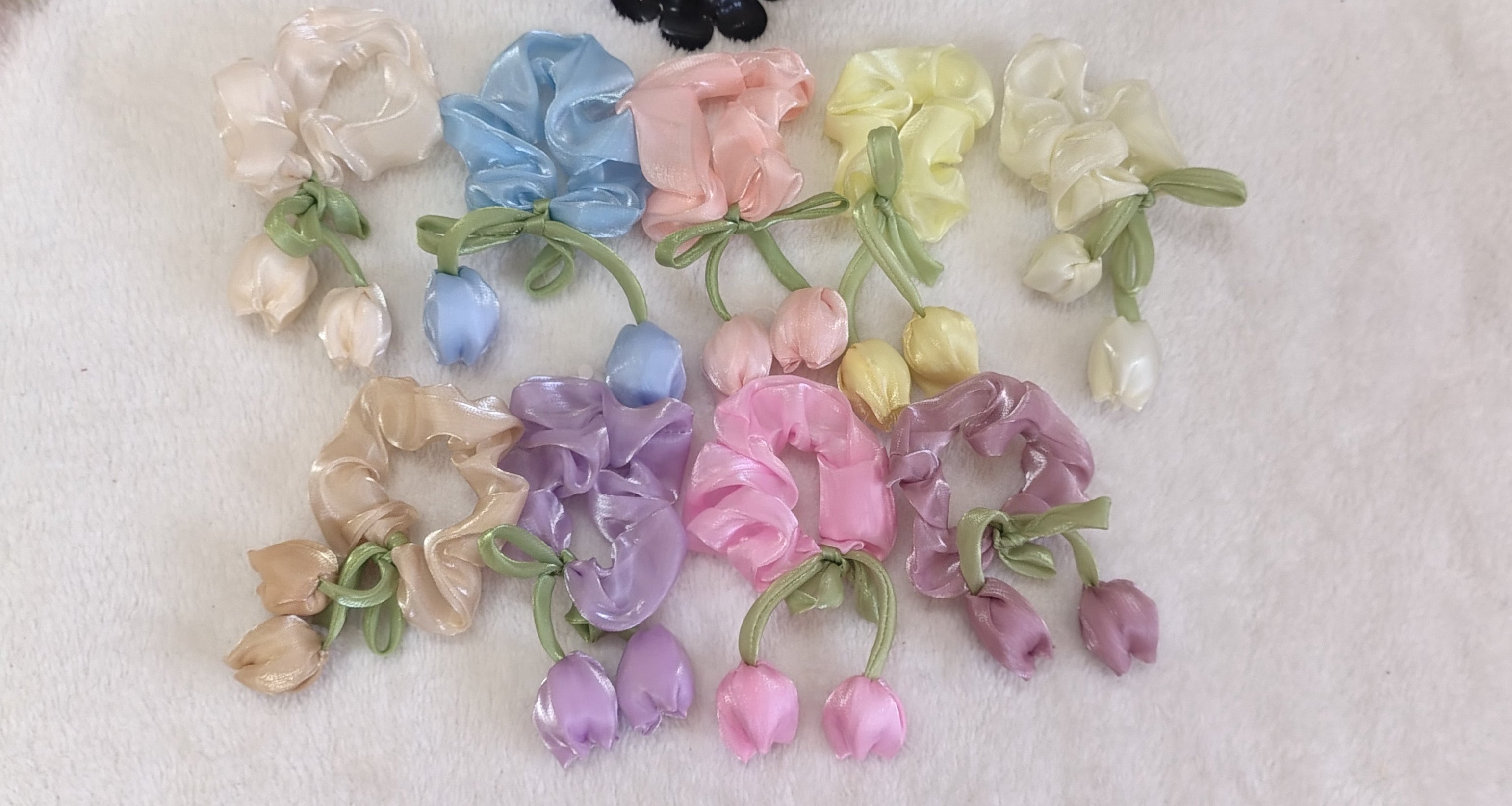 Tulip Scrunchie
