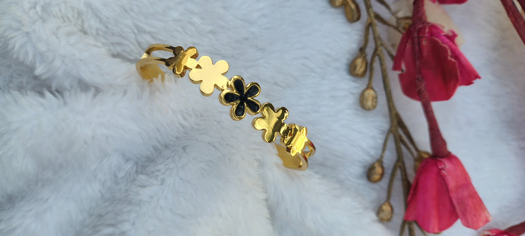 Anti-Tarnish Kada Bracelet – Premium Gold Finish
