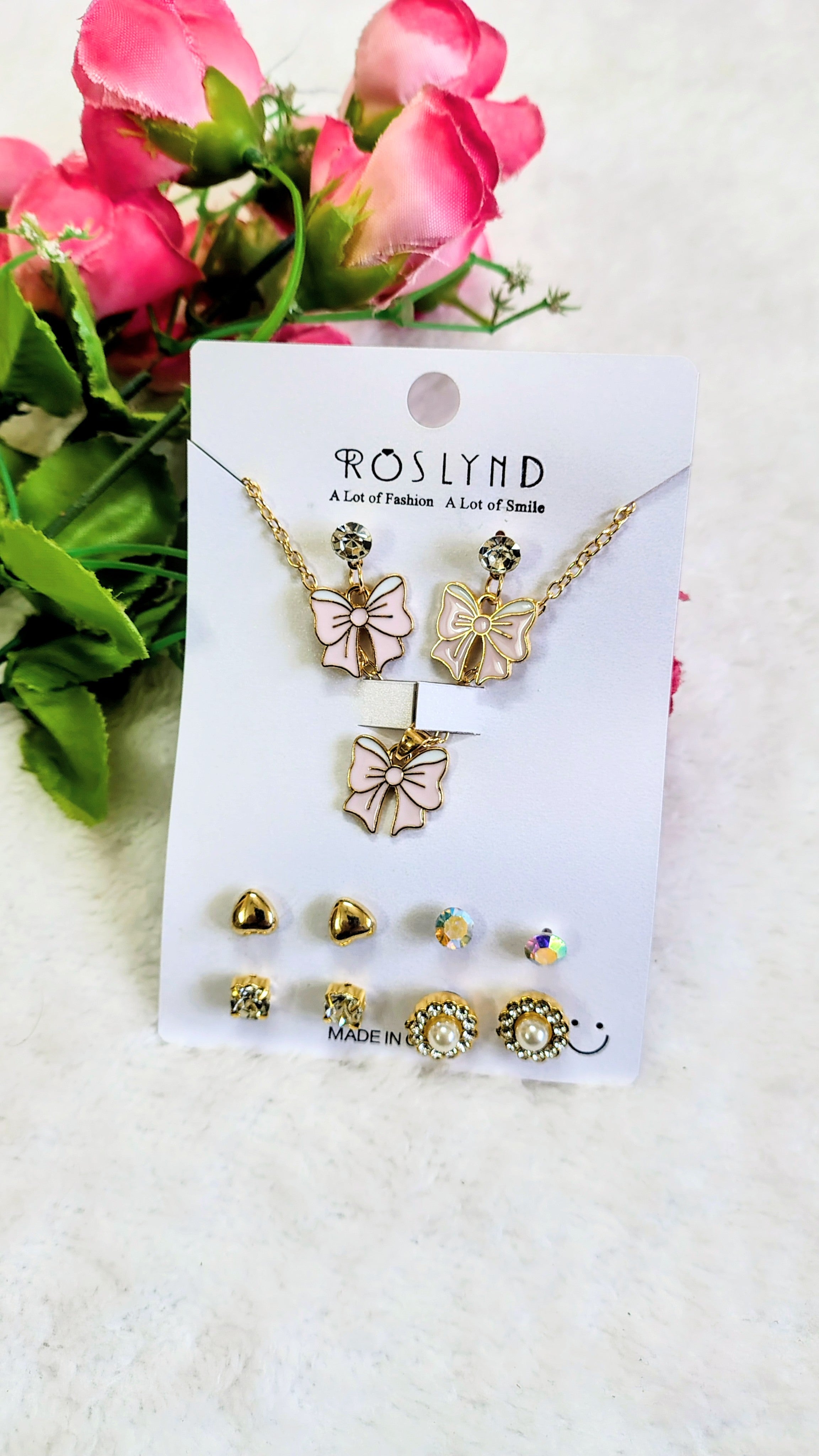 Elegant Bow Pendant Necklace & Earrings Combo Set (5 Pairs + Chain)
