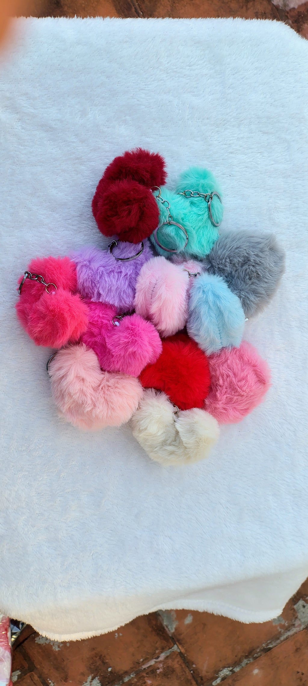 Soft Fur Heart Keychain – Multicolor Cute Bag Charm