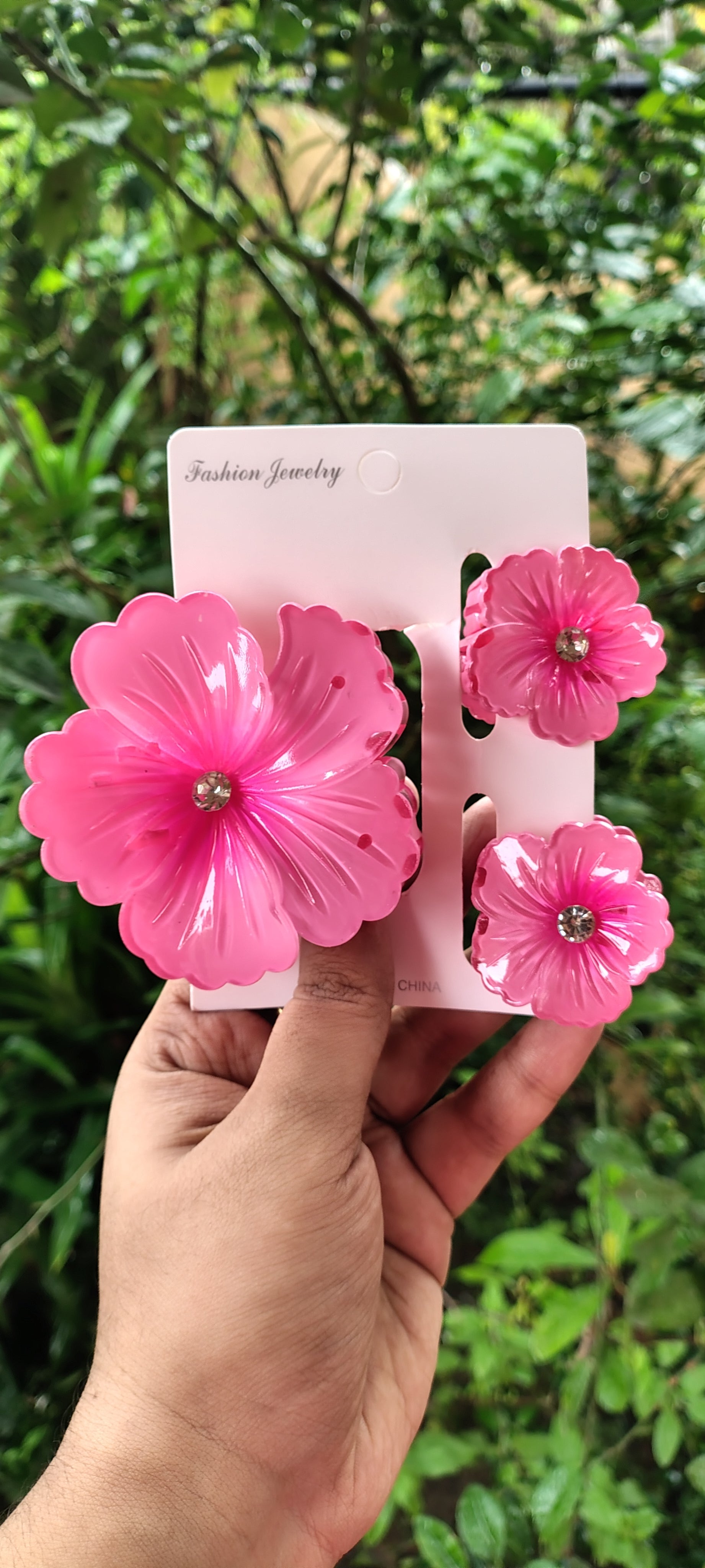 Hibiscus Family with Stone