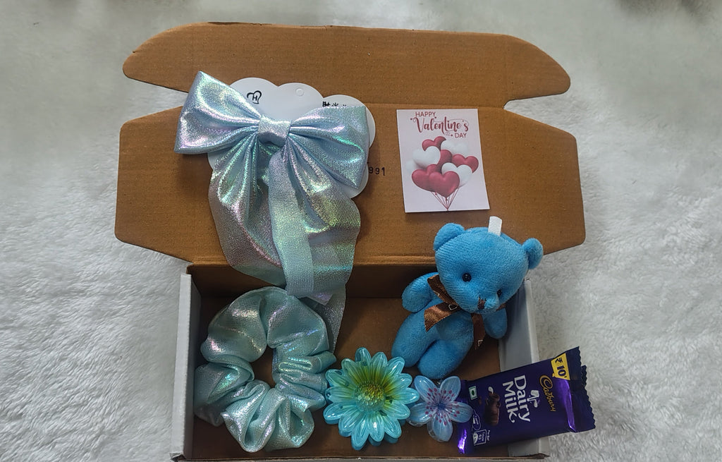 Valentine’s Day Special Mini Gift Hamper
