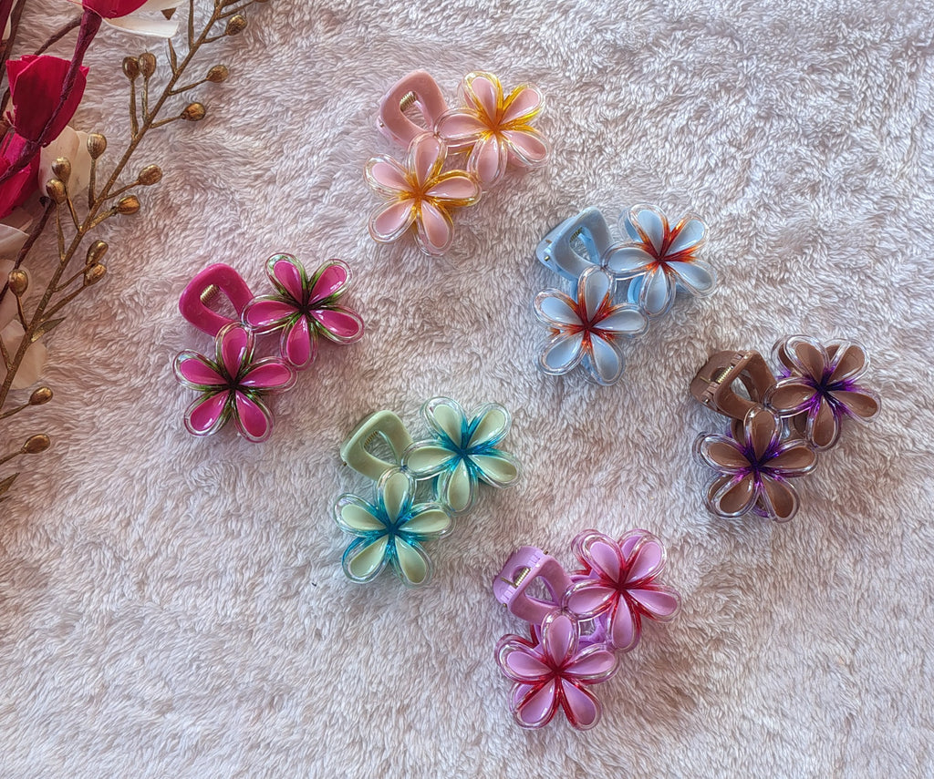 Double Flower Hair Claw Clip – Pastel Floral Design