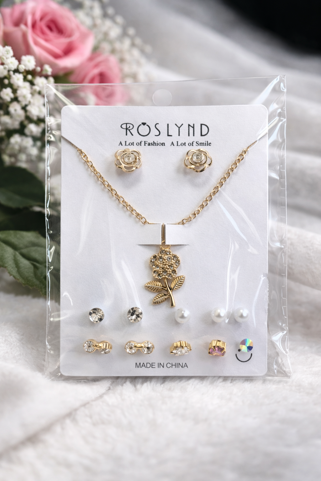 Gold Flower  Pendant Necklace Set with Stud