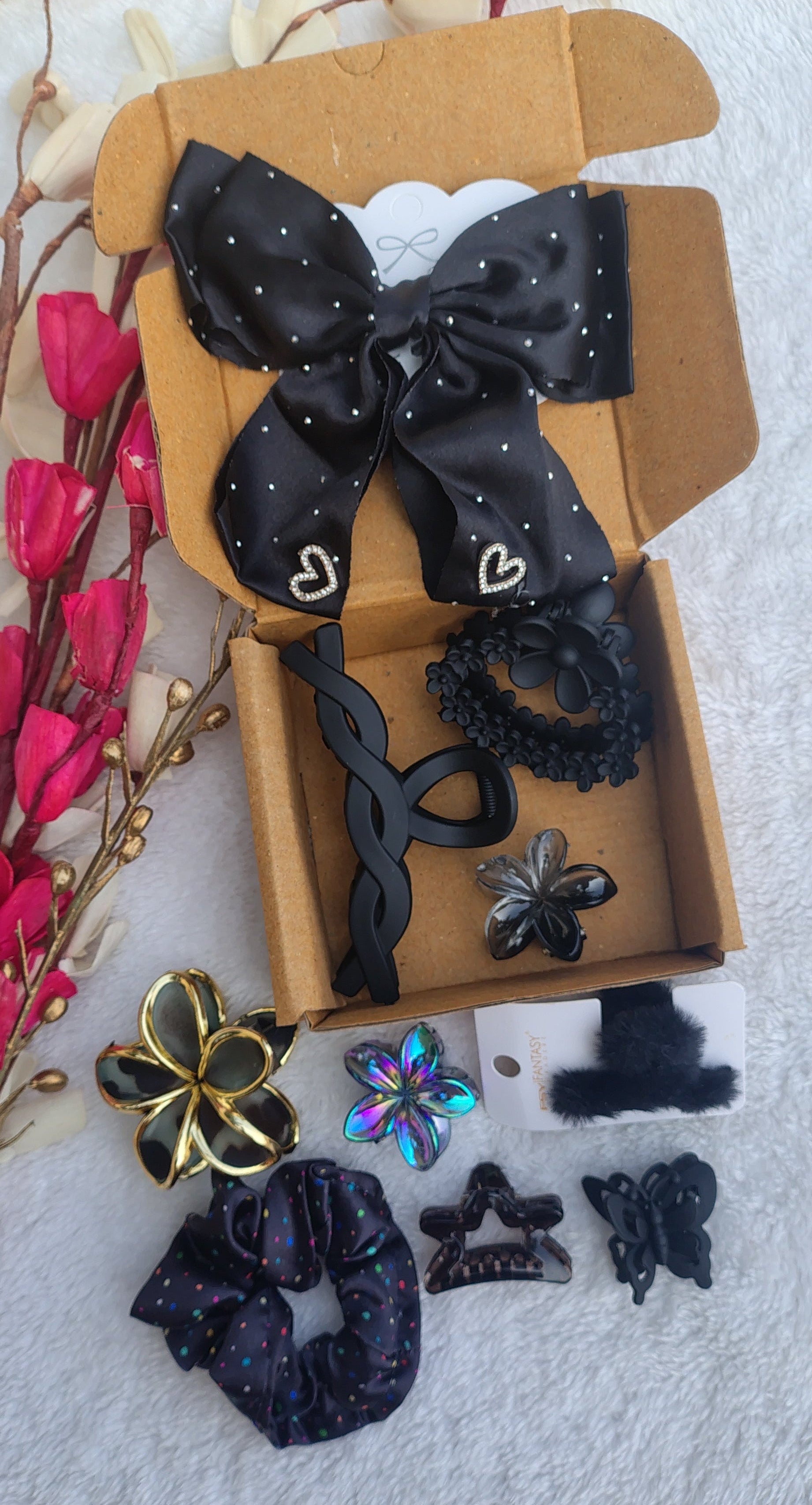 Black luxury hair accessories gift box with bow clip, scrunchie and claw clips