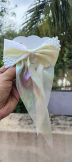 Premium shimmer long-tail with pearl